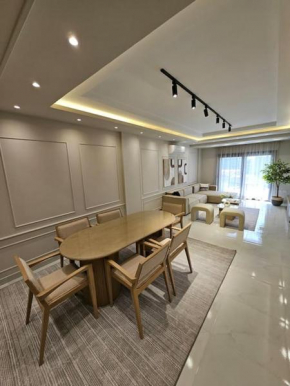 Luxury 2 Bedroom Residence by A1 - 202